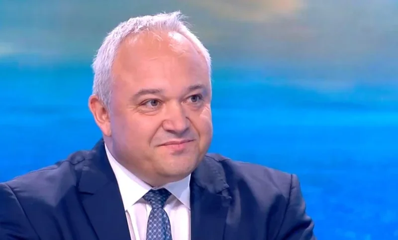 Демерджиев: Радев стои зад „Прогресивна България“ – и може да стигне до мнозинство