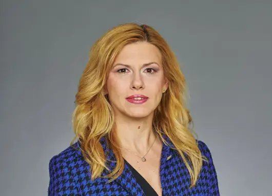 Михаела Доцова оглави парламента със 188 гласа „за“