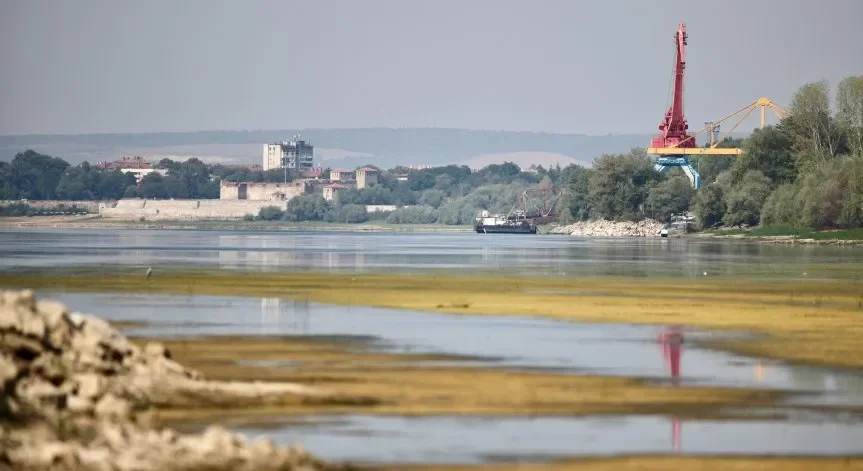 Дунав тръгна нагоре: Нивото при Лом скочи със 7 см за денонощие
