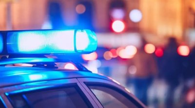 Дрогиран зад волана във Врачанско: Тестът отчете метамфетамин, намериха и плик с кристали