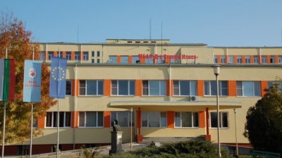 Болницата в Монтана натисна пауза: Общото събрание се отлага след протести заради д-р Каменов