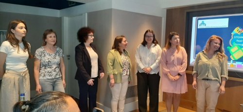 Учители от ППМГ &ndash; Враца в Барселона: Как ИИ влиза в класната стая чрез &bdquo;Еразъм+&ldquo;