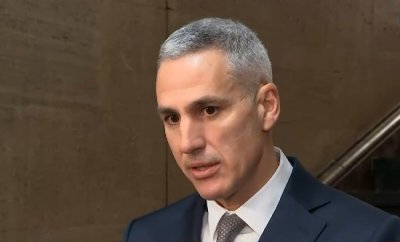 Гюров анализира възможността за преместване на американските самолети