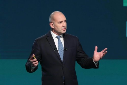 Радев с директен удар по Борисов: Ще ви помогнем да се махнете (ВИДЕО)