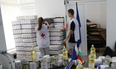БЧК започна раздаване на хранителни пакети в Монтанско