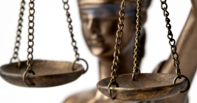 Страсбург пак удари България: Kабинетът плаща близо 19 500 евро за провалени разследвания и лоши условия в затвора