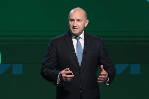 Нова платформа показва вота в реално време: Радев води с близо 12%