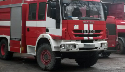 Пожар избухна до ученическото градче във Враца