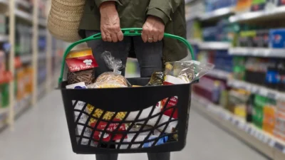 Храните пак тръгнаха нагоре: Доматите скочиха с 10%, портокалите &ndash; със 7%