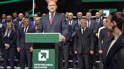 Радев откри кампанията в Пловдив: Целта е ясна &ndash; да свалим олигархията