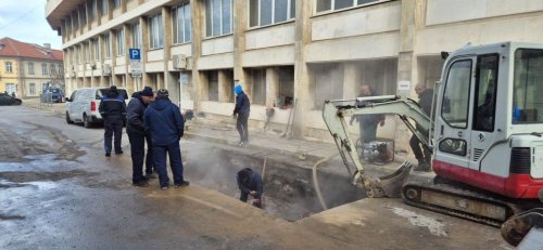 Авария спря водата в центъра на Враца: Засегната е &bdquo;Петропавловска&ldquo; до кино &bdquo;Метропол&ldquo;