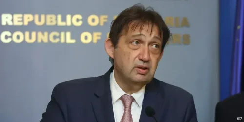 Тунелът под &bdquo;Петрохан&ldquo; влиза в ускорен график: ОВОС до 2027 г., търсят се и частни пари