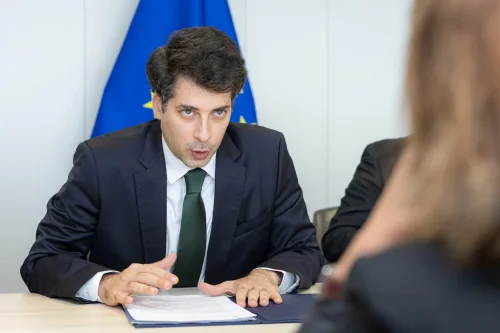 Пеканов: Спряхме &bdquo;нагласена&ldquo; схема за 127 млн. евро в МРРБ &ndash; критериите били сменени след края