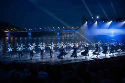 Ансамбъл „Masters of the Dance“ закри „Синия Дунав“ с зрелищен спектакъл