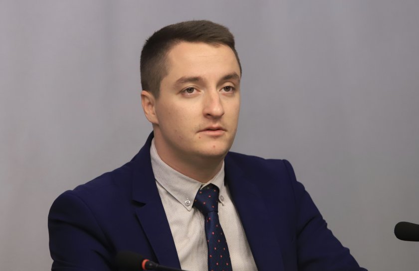 Скандал: МВР отне книжката на Явор Божанков след гонка с полиция