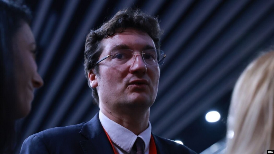 Зарков към служебния кабинет: Споразумението с Украйна е „на тъмно“ и подлежи на контрол в парламента