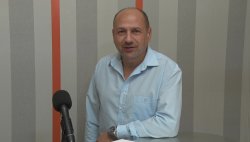 Феодален Ловеч! Договори за стотици хиляди левове се сключват с роднински и приятелски фирми на кмета
