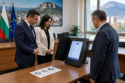 Областната управа във Враца демонстрира машинно гласуване за вота