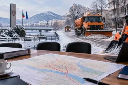 Лом заделя 55 700 евро за снегопочистване през 2026 г.