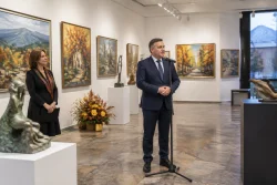 Кметът Златко Живков откри „Есенен салон“ в Монтана